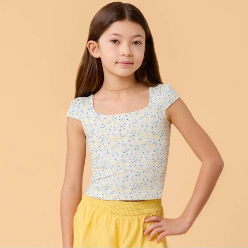 Blogilates Girls Princess Cap Sleeve T-Shirt Floral NWT